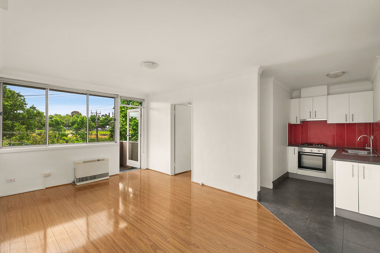 1 bedrooms Apartment / Unit / Flat in 7/63 Eastwood Street KENSINGTON VIC, 3031