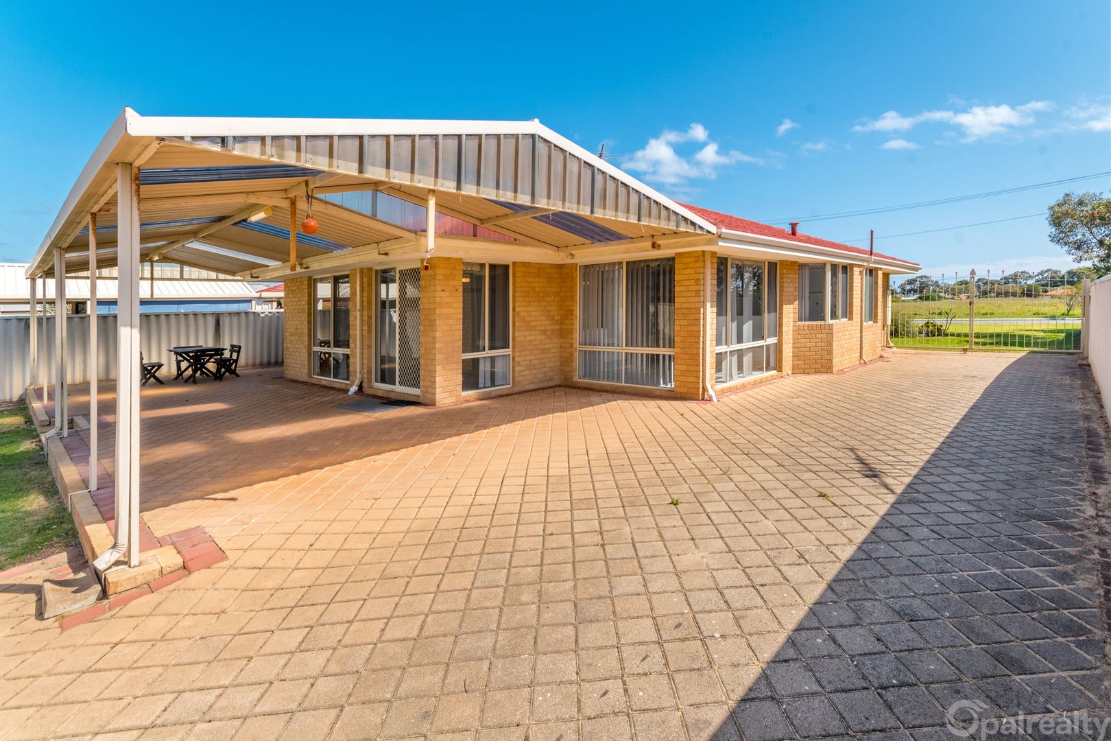 65 Hawker Street, Safety Bay WA 6169, Image 2