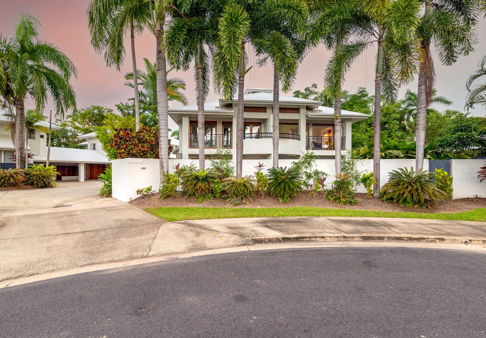 2 Templemoon/18 Limpet Avenue, Port Douglas QLD 4877, Image 1