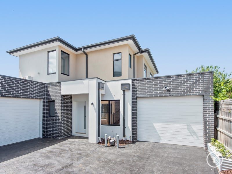3 bedrooms Semi-Detached in 2/18 Timor Parade HEIDELBERG WEST VIC, 3081