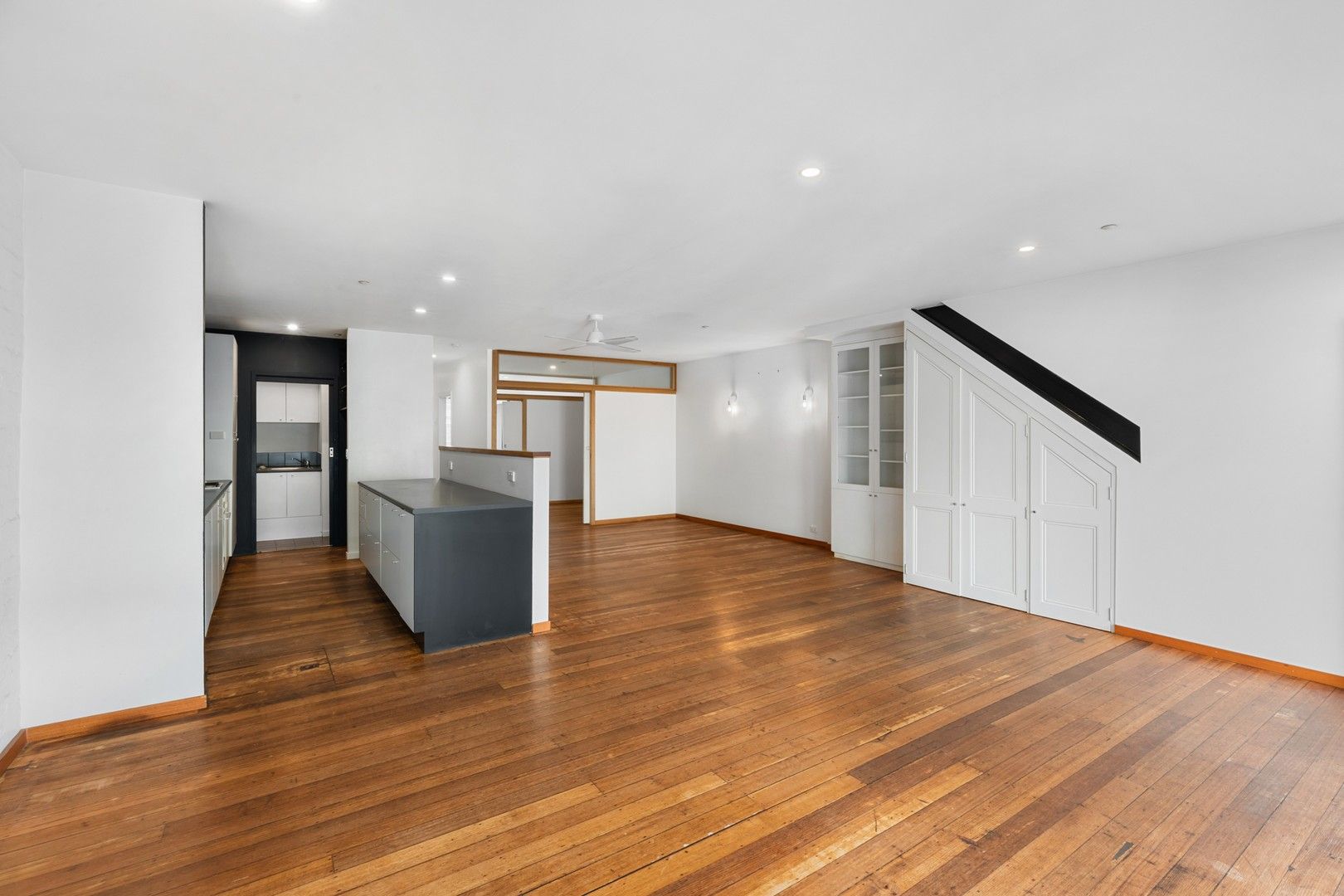 2 bedrooms Apartment / Unit / Flat in 8/14 Lancashire Lane NORTH MELBOURNE VIC, 3051