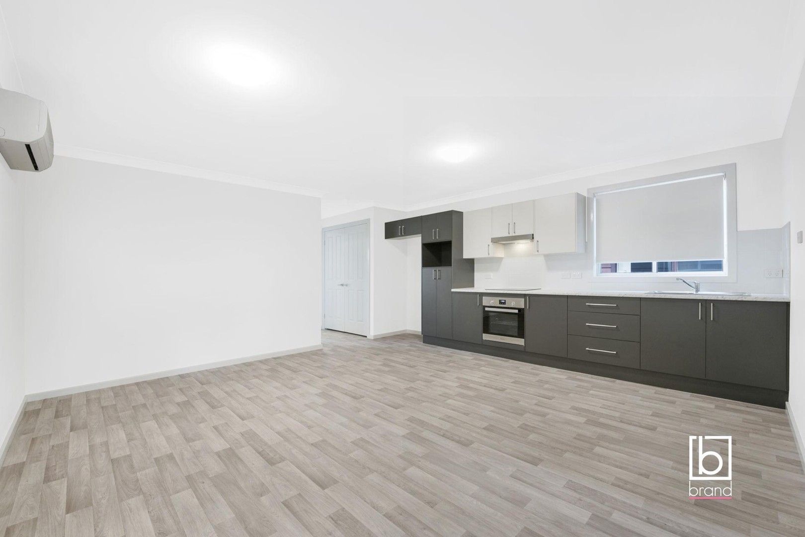 2 bedrooms Apartment / Unit / Flat in 15A Cedar Close WATANOBBI NSW, 2259