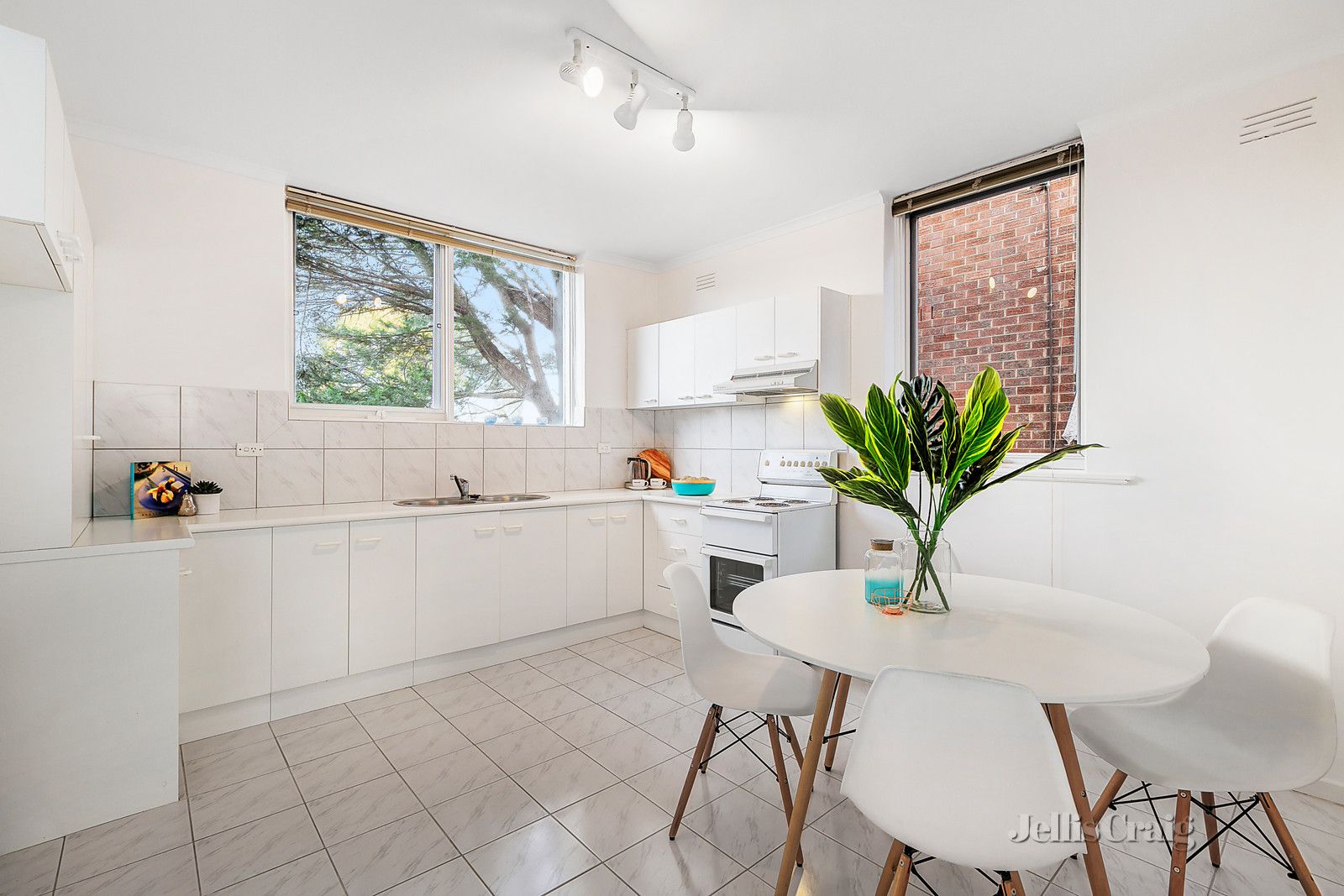 4/14 The Esplanade, Clifton Hill VIC 3068, Image 2