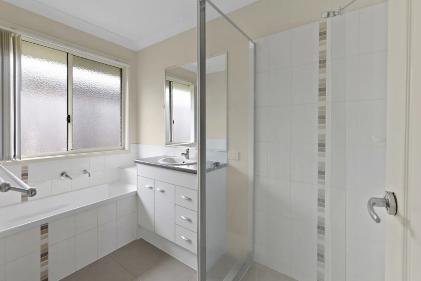 Additional image 5 of 1/8 Greenwood Drive, Glenella QLD 4740