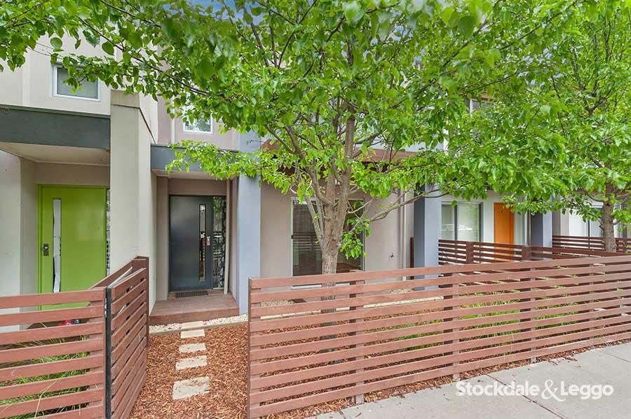 3 bedrooms Townhouse in 6/8 Moresby Court CRAIGIEBURN VIC, 3064