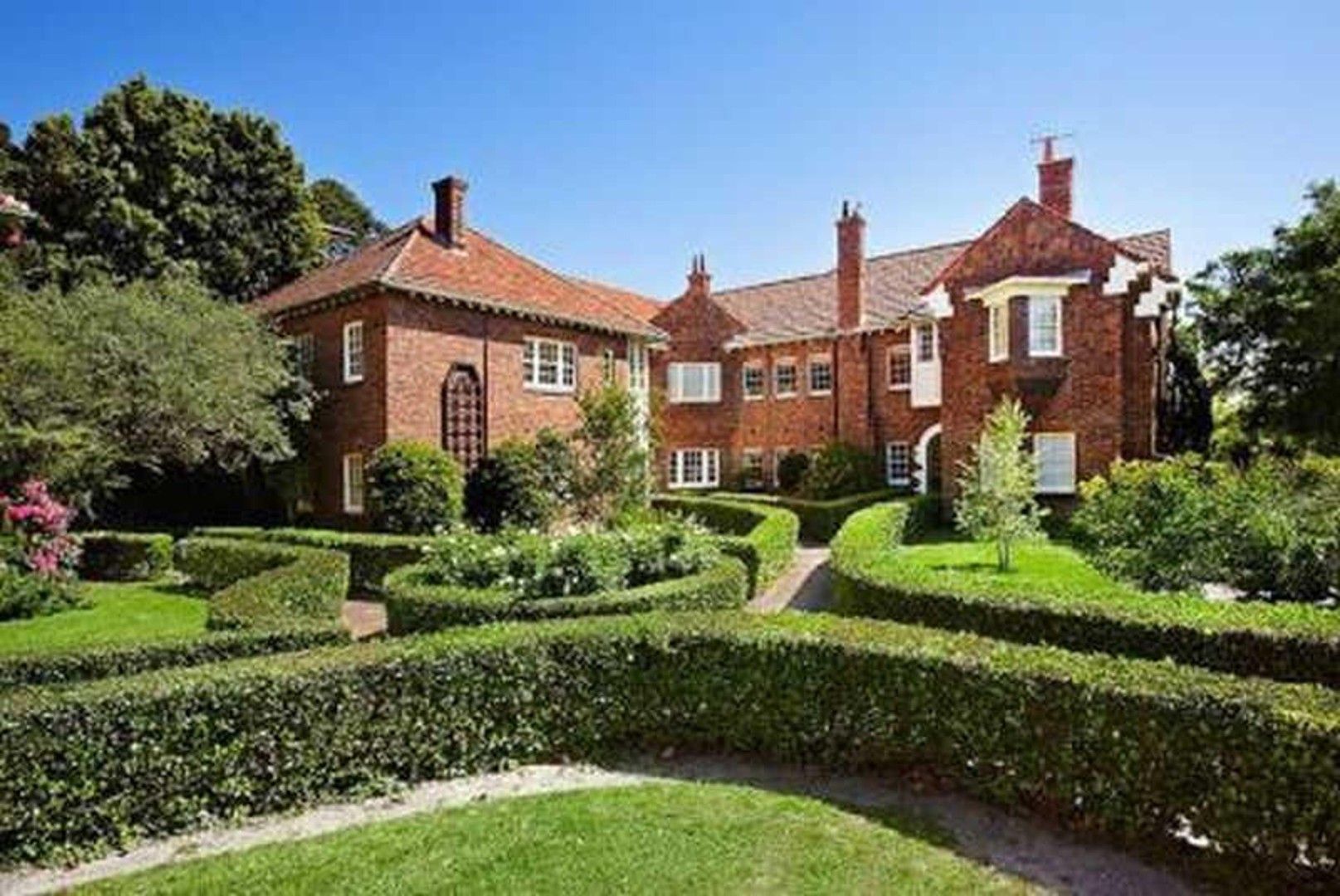 2 bedrooms Apartment / Unit / Flat in 13/273 Orrong Road ST KILDA EAST VIC, 3183