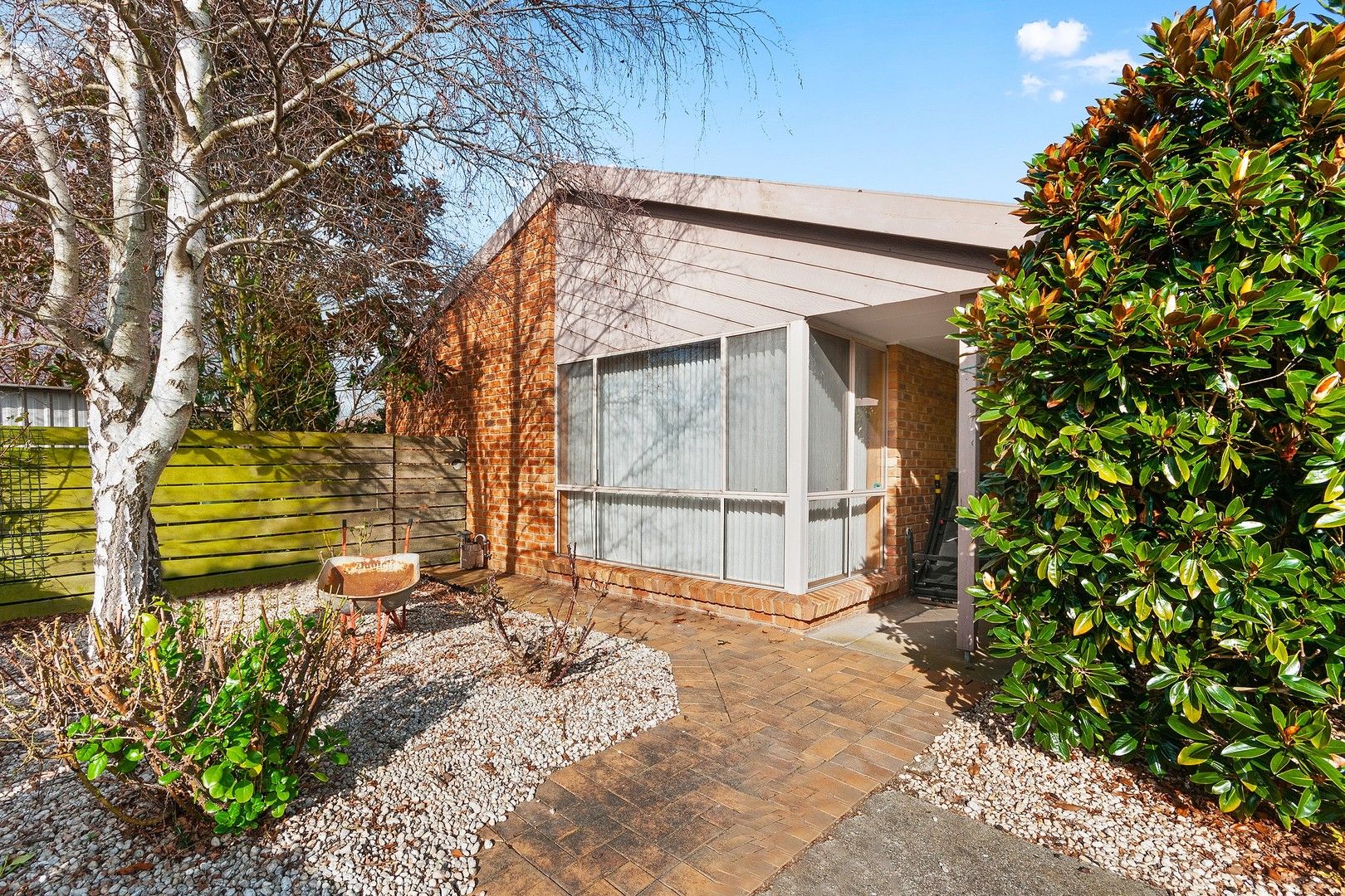 2/30 Swallow Grove, Traralgon VIC 3844, Image 0