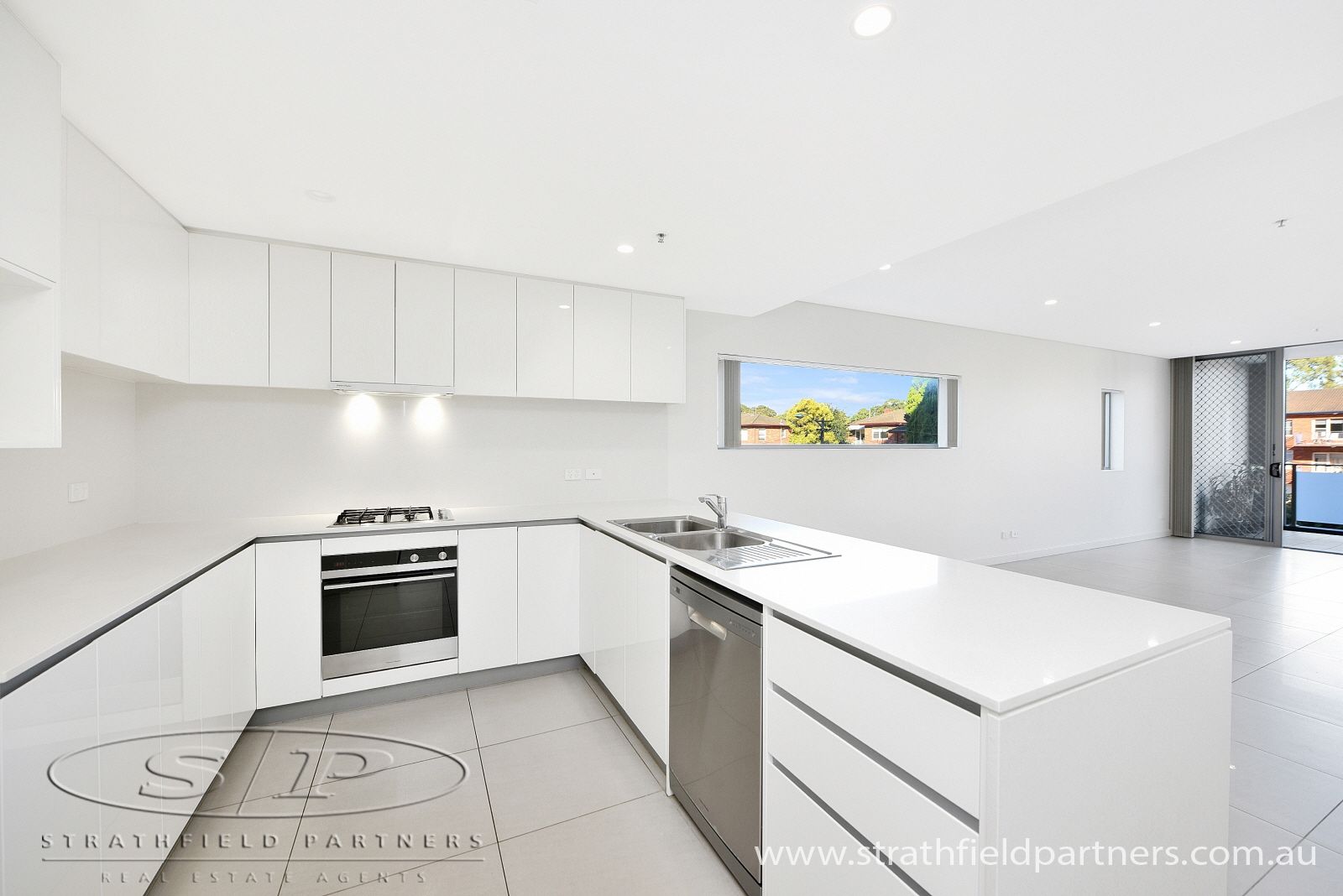 3 bedrooms Apartment / Unit / Flat in 107/29 Morwick Street STRATHFIELD NSW, 2135