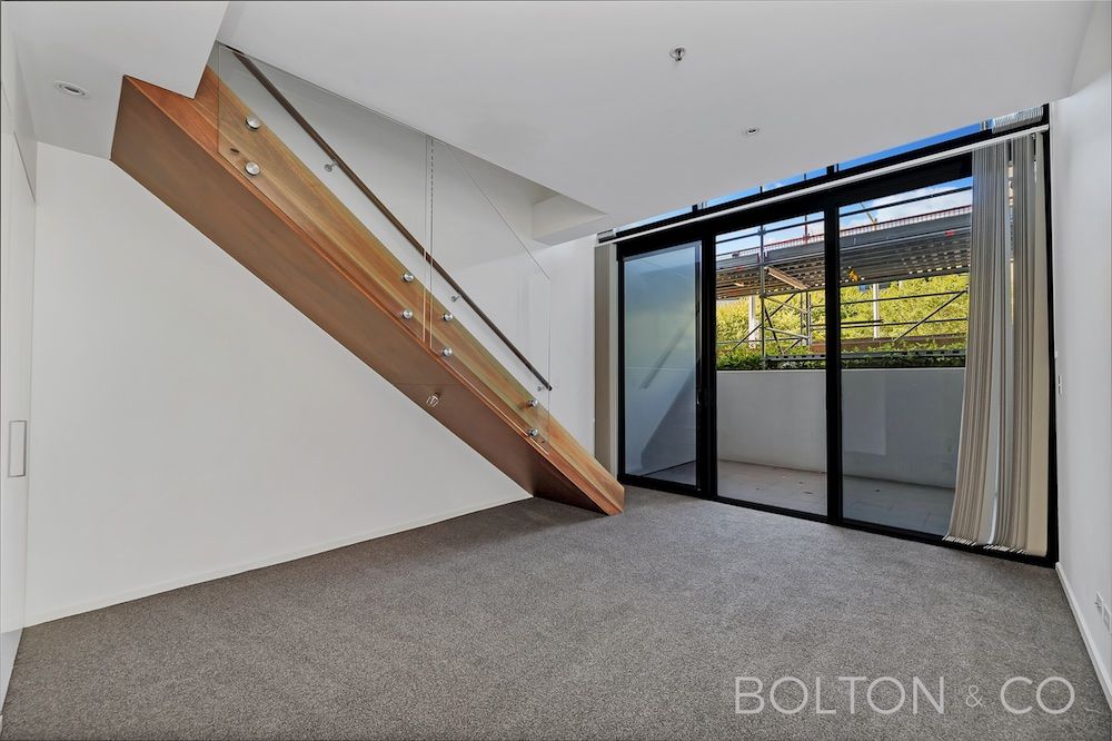 3/240 Bunda Street, Canberra ACT 2601, Image 2