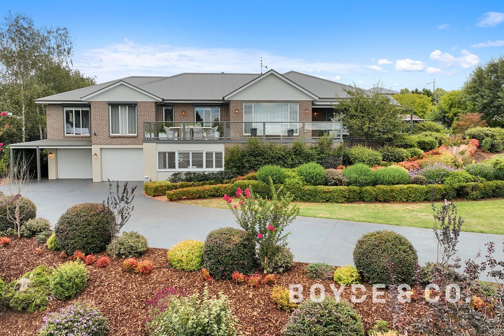 4 bedrooms House in 107 Hopetoun Road DROUIN VIC, 3818