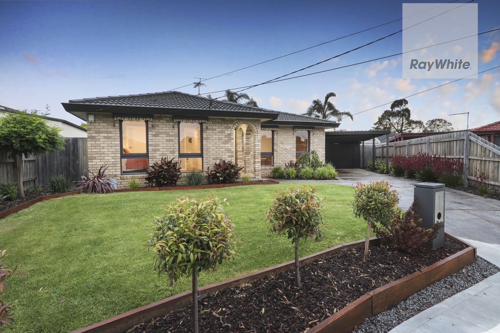 7 Royston Place, Gladstone Park VIC 3043, Image 1