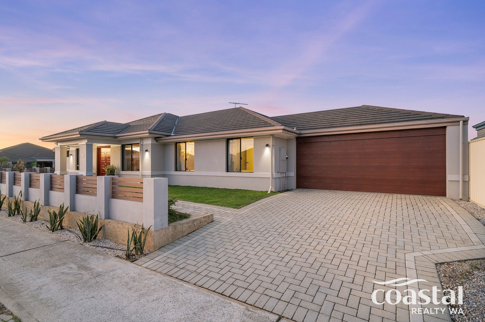 4 bedrooms House in 9 Tallon Loop BALDIVIS WA, 6171