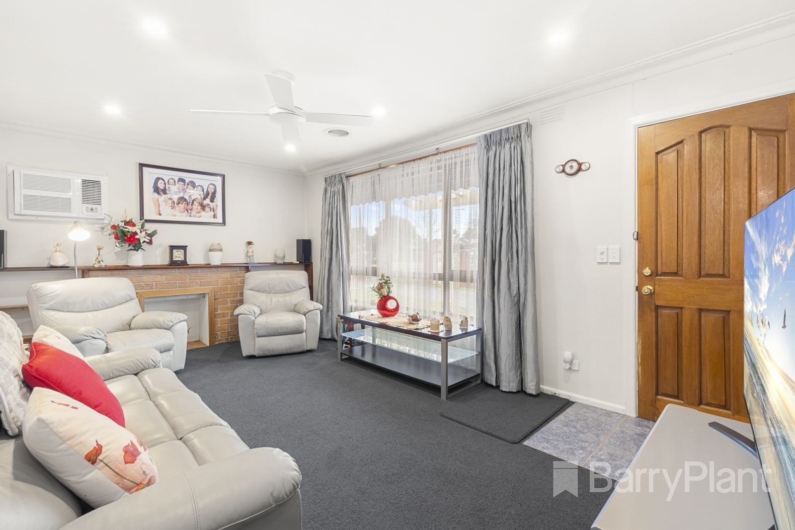 33 Halton Road, Dandenong North VIC 3175, Image 2