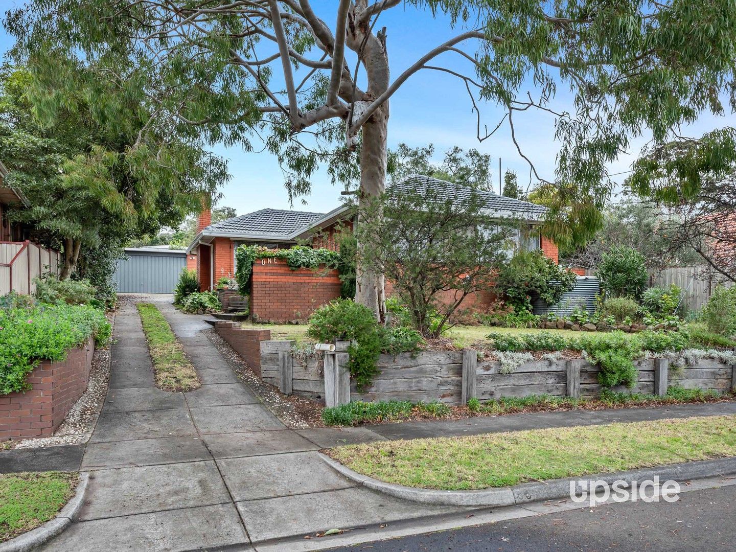 5 bedrooms House in 1 Belvedere Court NOBLE PARK VIC, 3174