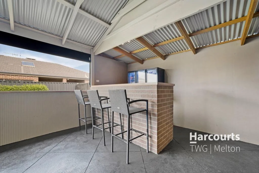1 Carex Place, Brookfield VIC 3338 | Domain