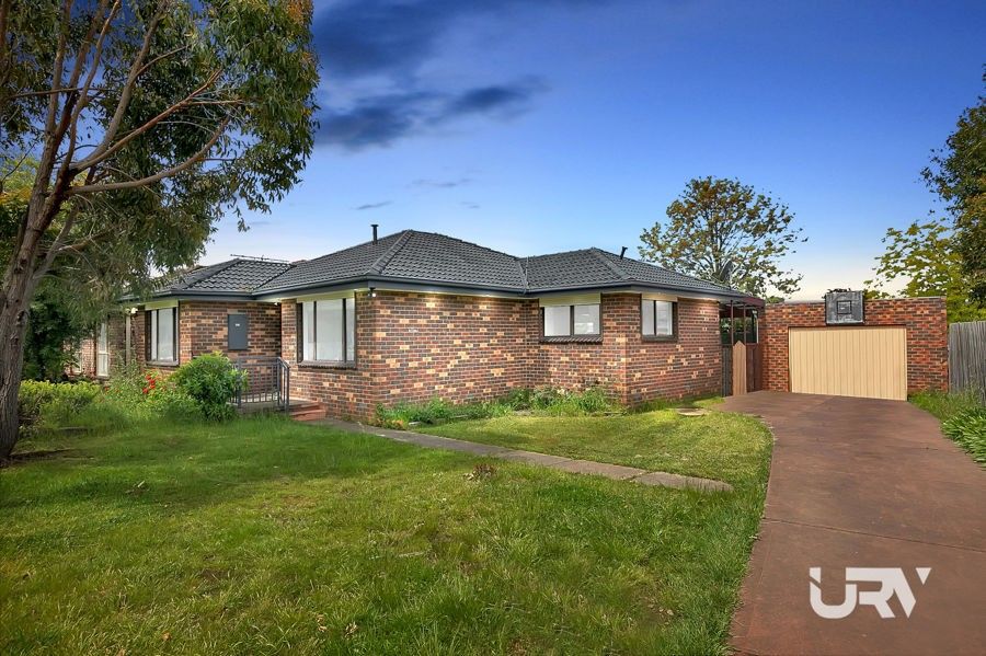 3 bedrooms House in 43 Langdon Crescent CRAIGIEBURN VIC, 3064