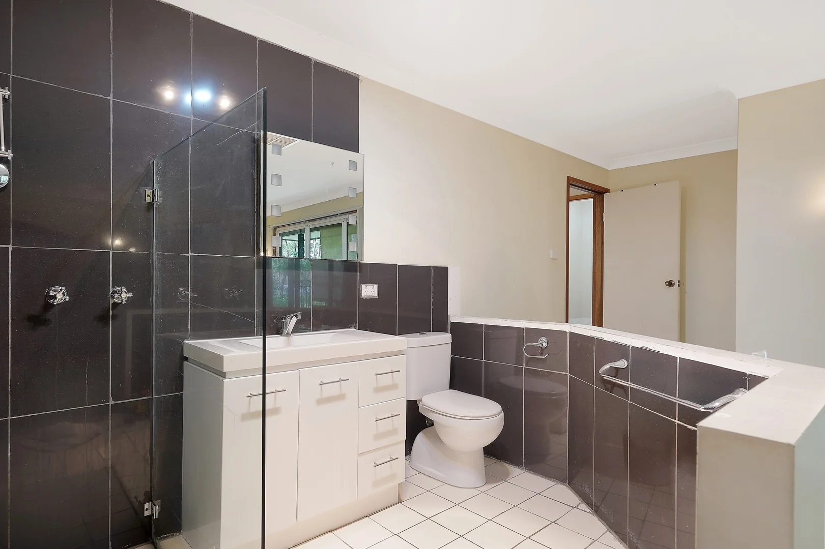 Additional image 7 of 45 Enterprise Way, Woodrising NSW 2284