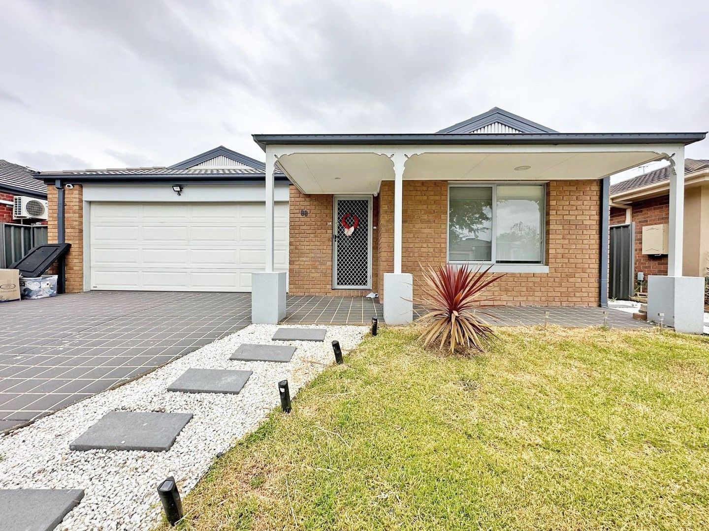 88 Hatchlands Drive, Deer Park VIC 3023 House For Rent Domain