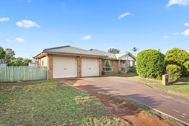 Picture of 7 Prowse Street, ROCKVILLE QLD 4350