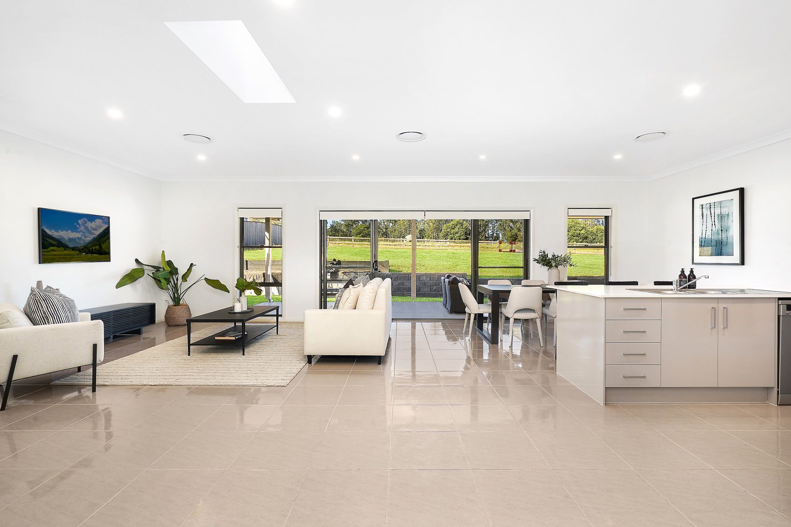 21 Torulosa Road, The Oaks NSW 2570, Image 1