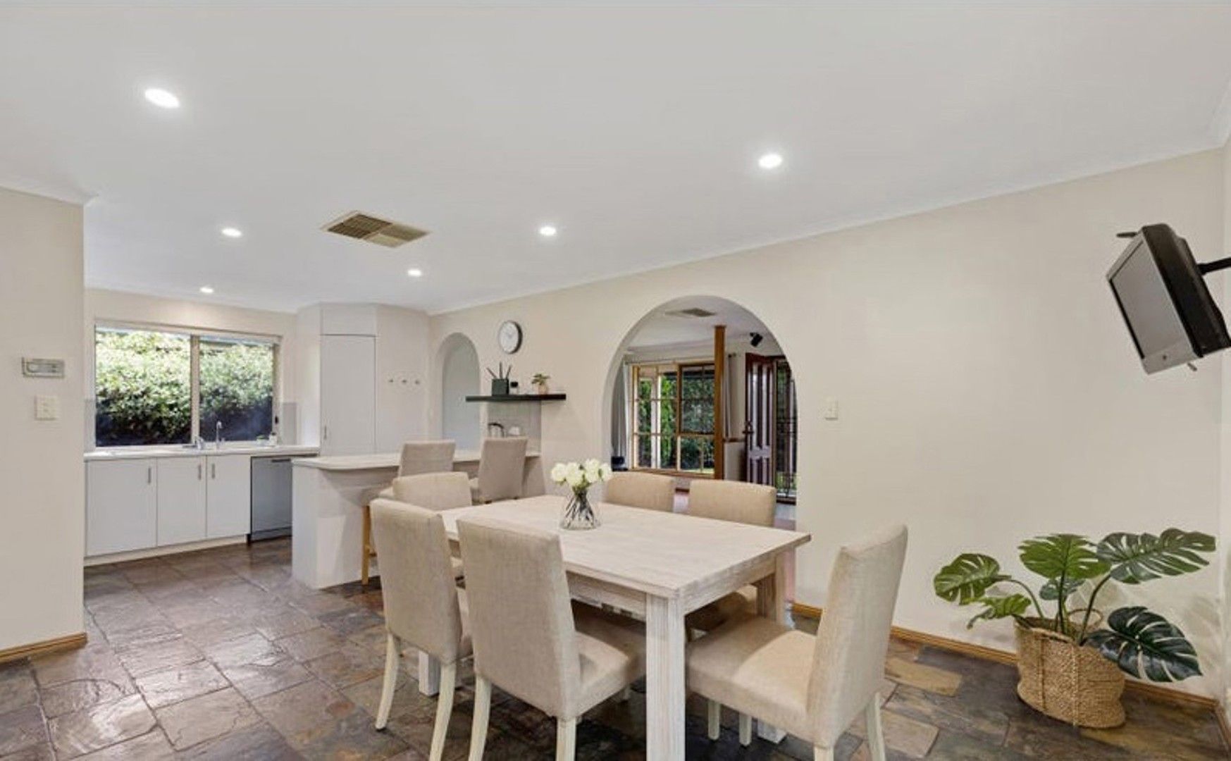 3 bedrooms House in 19 Zabica Avenue WOODCROFT SA, 5162