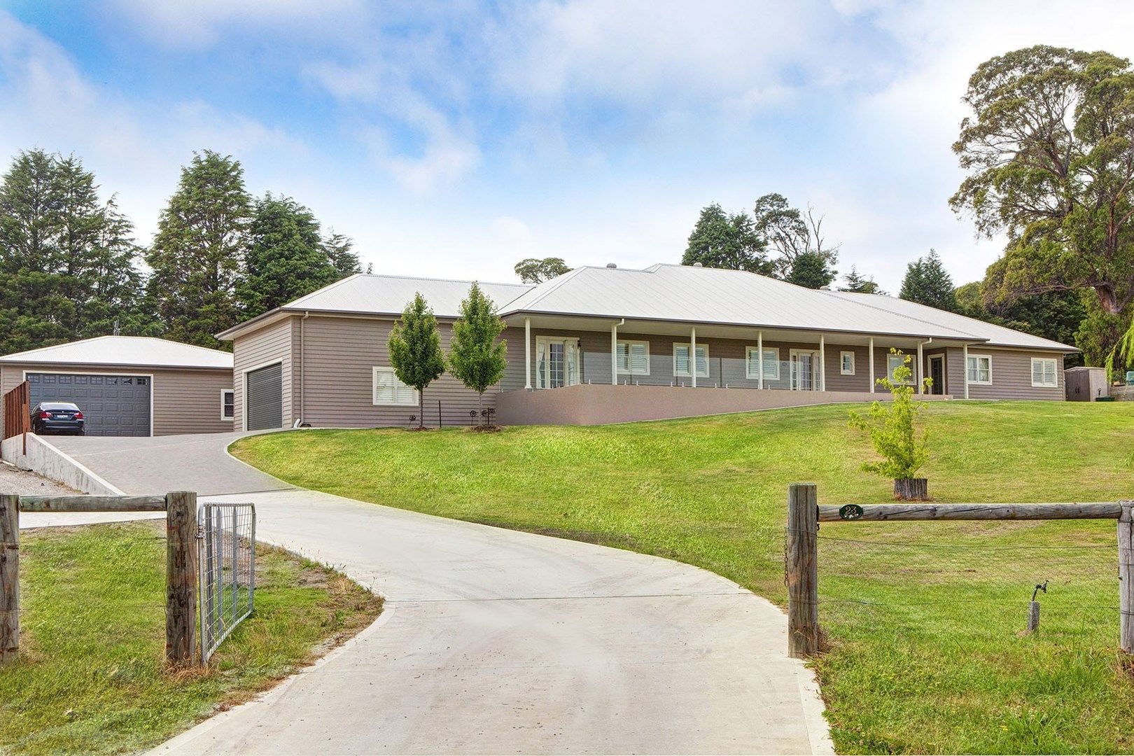 23 Woodside Drive, Moss Vale NSW 2577, Image 0