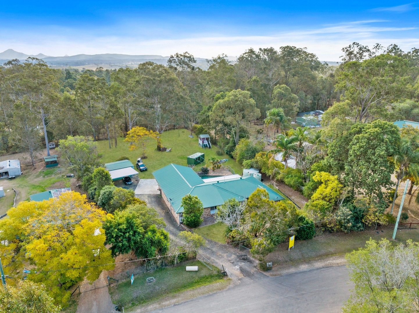 70-72 Michelle Drive, Cedar Grove QLD 4285, Image 0