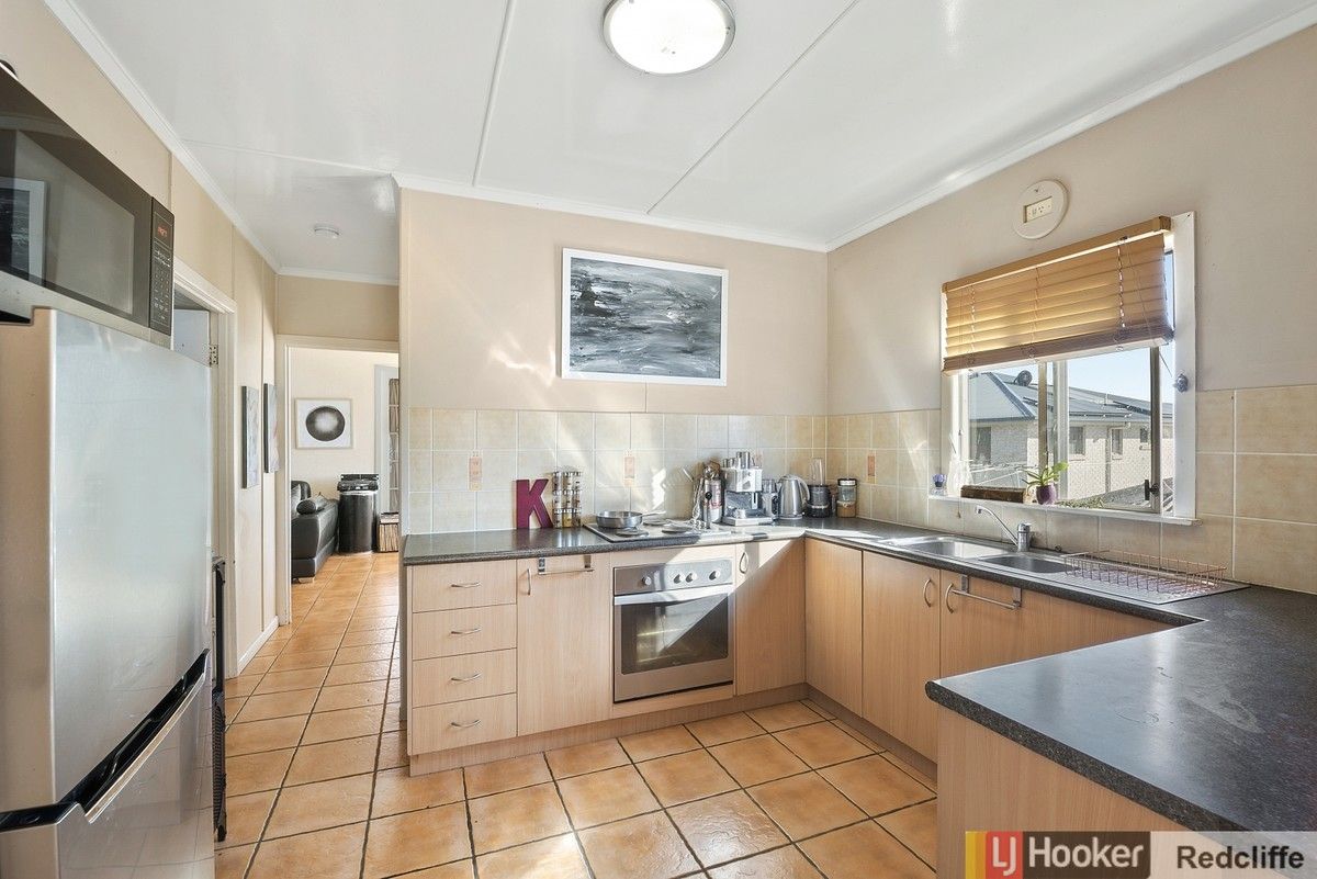 1 & 2/17 Westbrook Street, Woody Point QLD 4019, Image 2