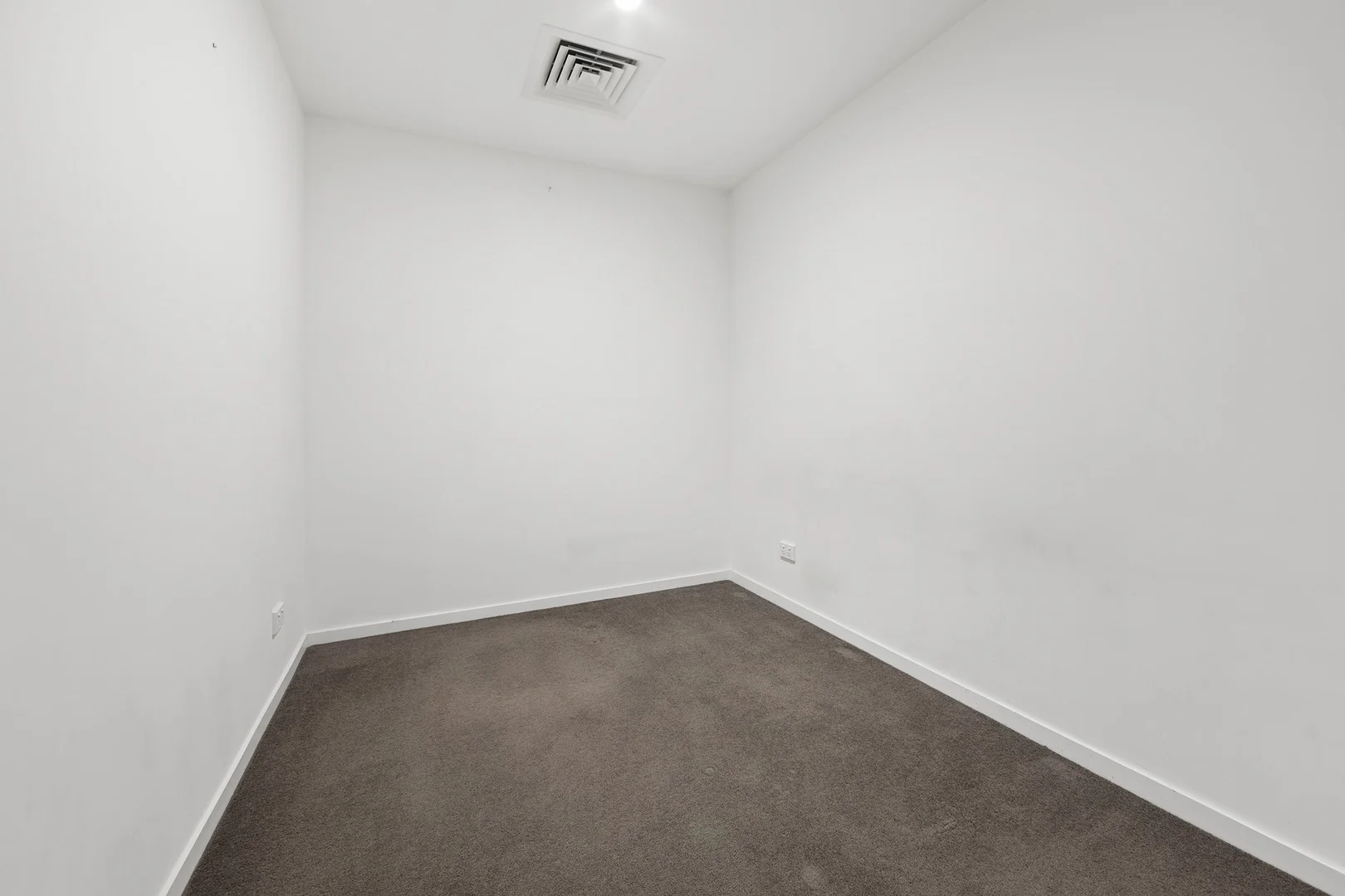 Additional image 7 of 2219/18 Mt Alexander Road, Travancore VIC 3032