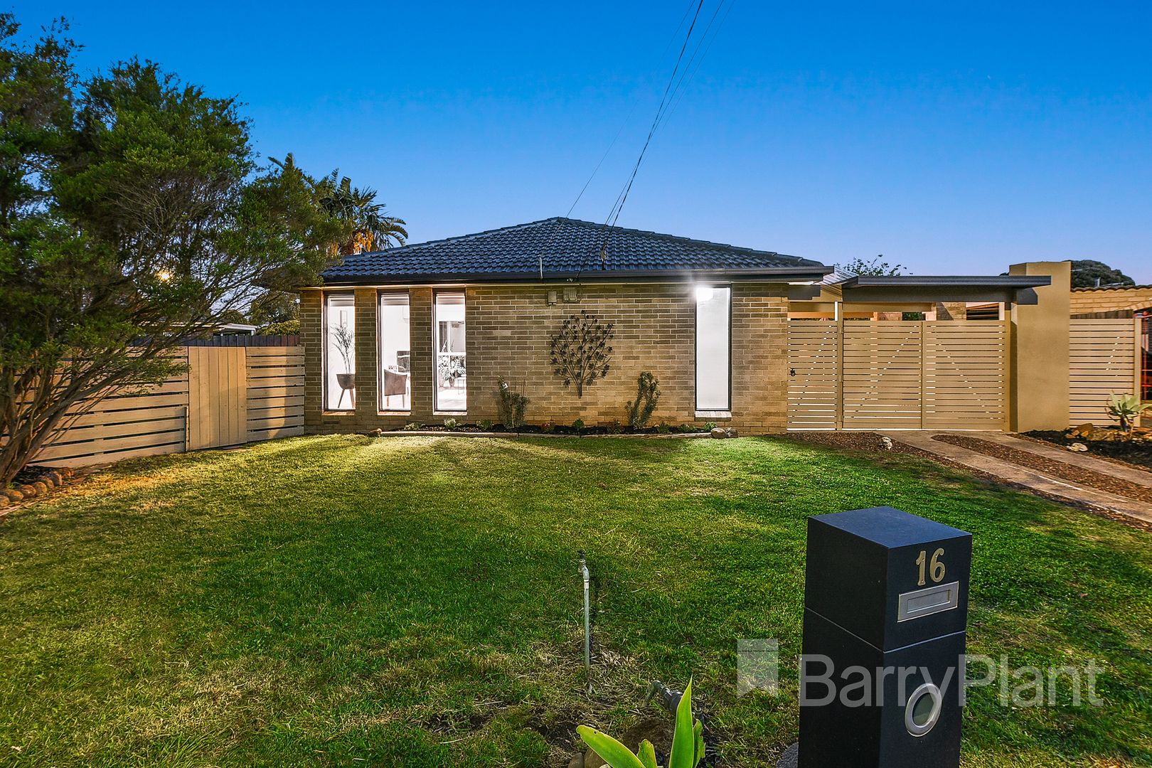 16 Aurora Court, Springvale South VIC 3172, Image 1