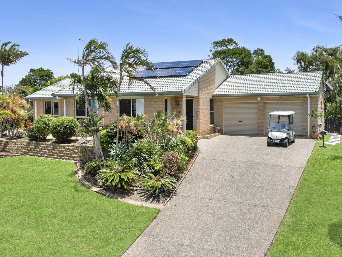 2 Marakari Crescent, Mount Coolum QLD 4573, Image 0