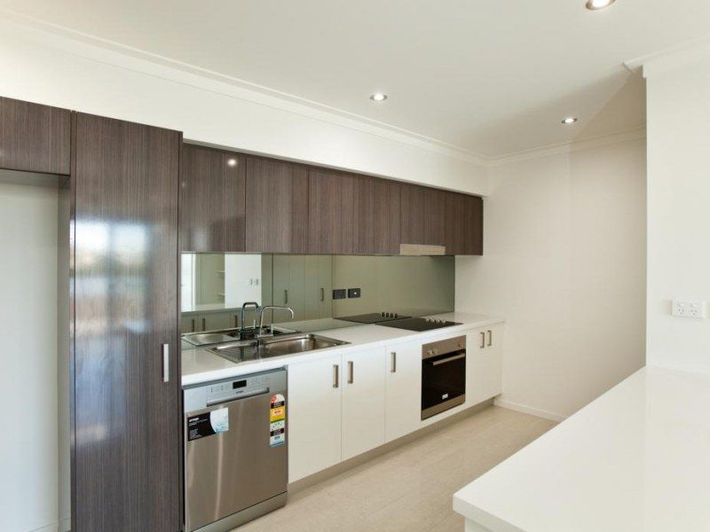 2008/8 Lochaber Street, DUTTON PARK QLD 4102, Image 1