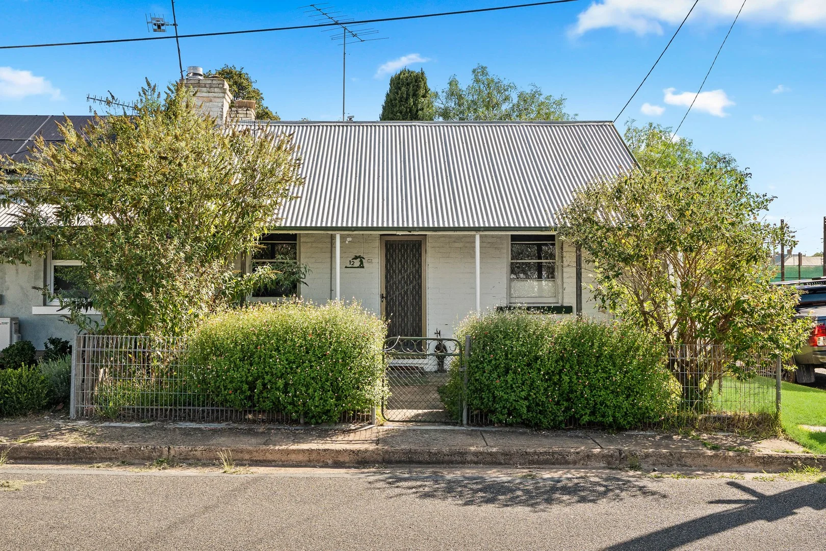 12 Bruce Street, Goulburn NSW 2580