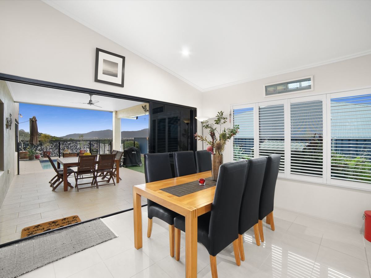 126 McFarlane Drive, Kanimbla QLD 4870, Image 1