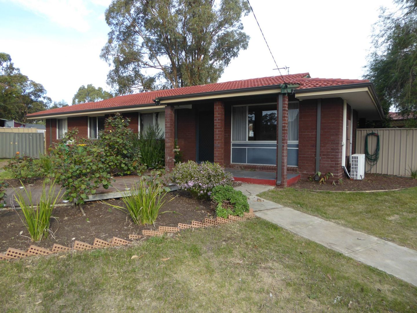 17 Hooper Place, Withers WA 6230, Image 1