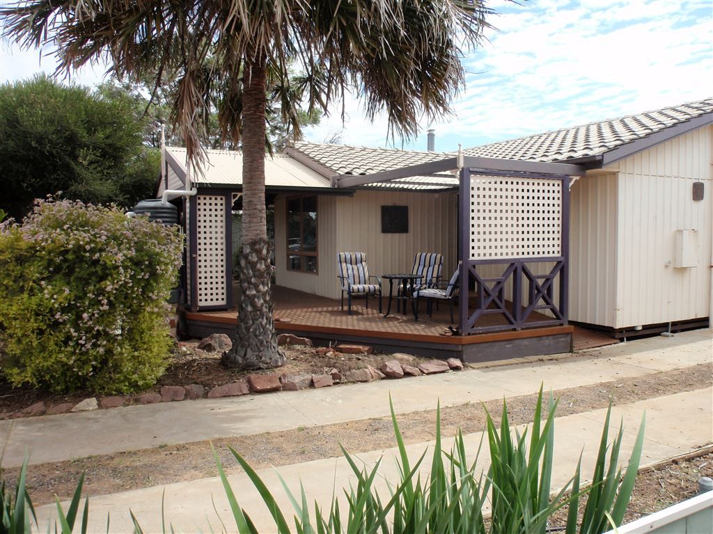 1 Oswald St, Wudinna SA 5652, Image 2