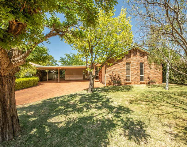 8 York Street, Dubbo NSW 2830