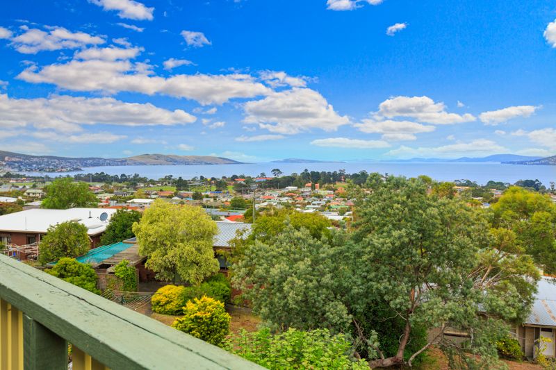 3 Waverley Court, Bellerive TAS 7018, Image 2