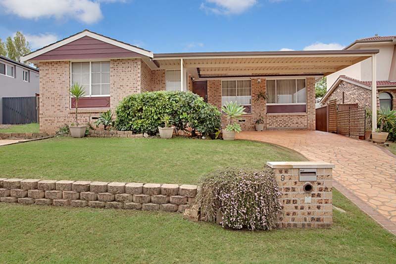 9 Traminer Place, Eschol Park NSW 2558, Image 0