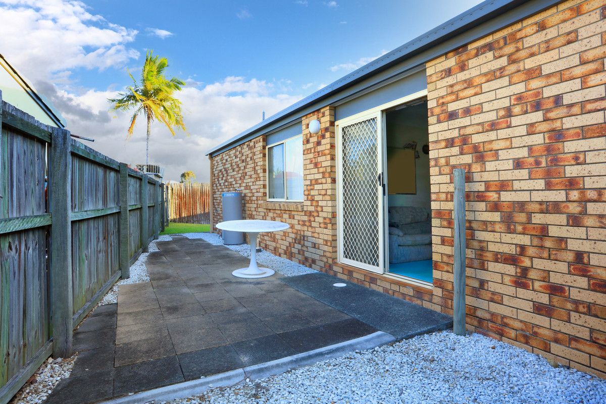 2/16 Crystal Reef Drive, Coombabah QLD 4216