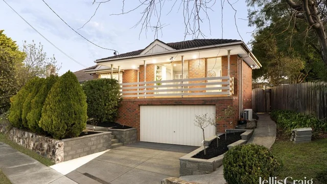 2A Grenfell Road, Mount Waverley VIC 3149
