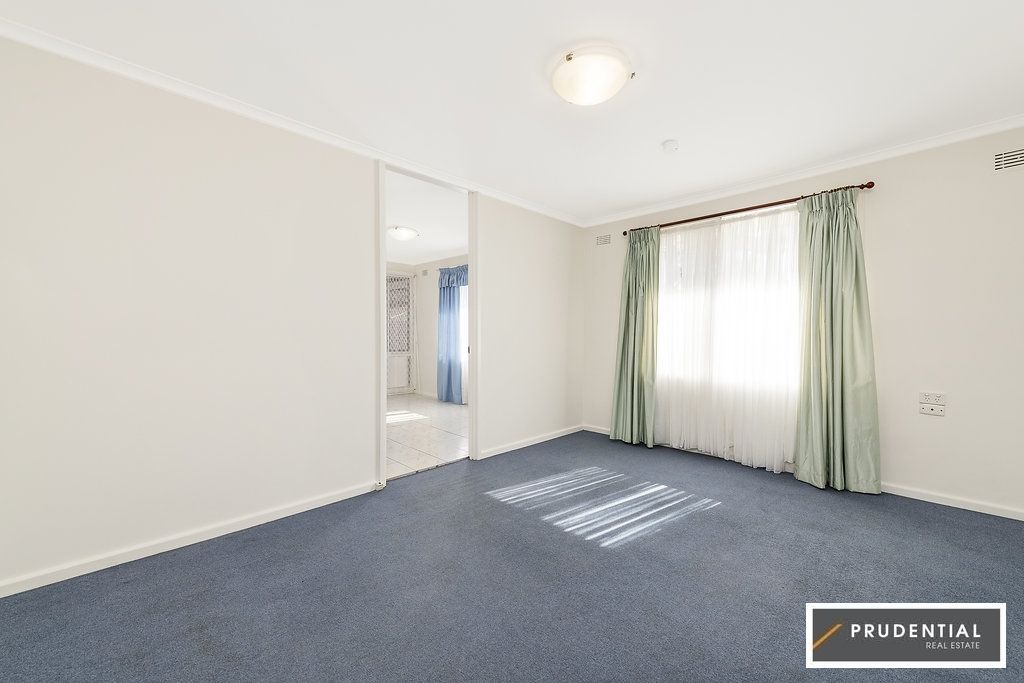 53 Eucalyptus dr, Macquarie Fields NSW 2564, Image 1