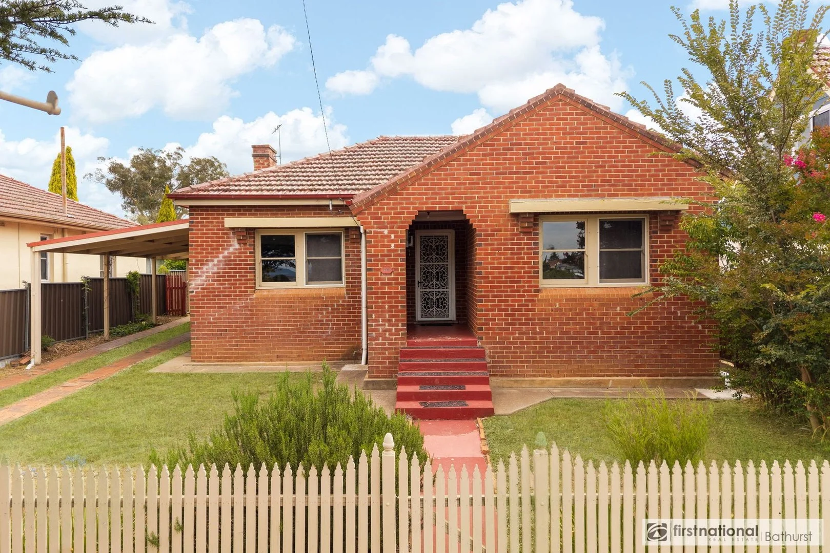 208 Brilliant Street, Bathurst NSW 2795
