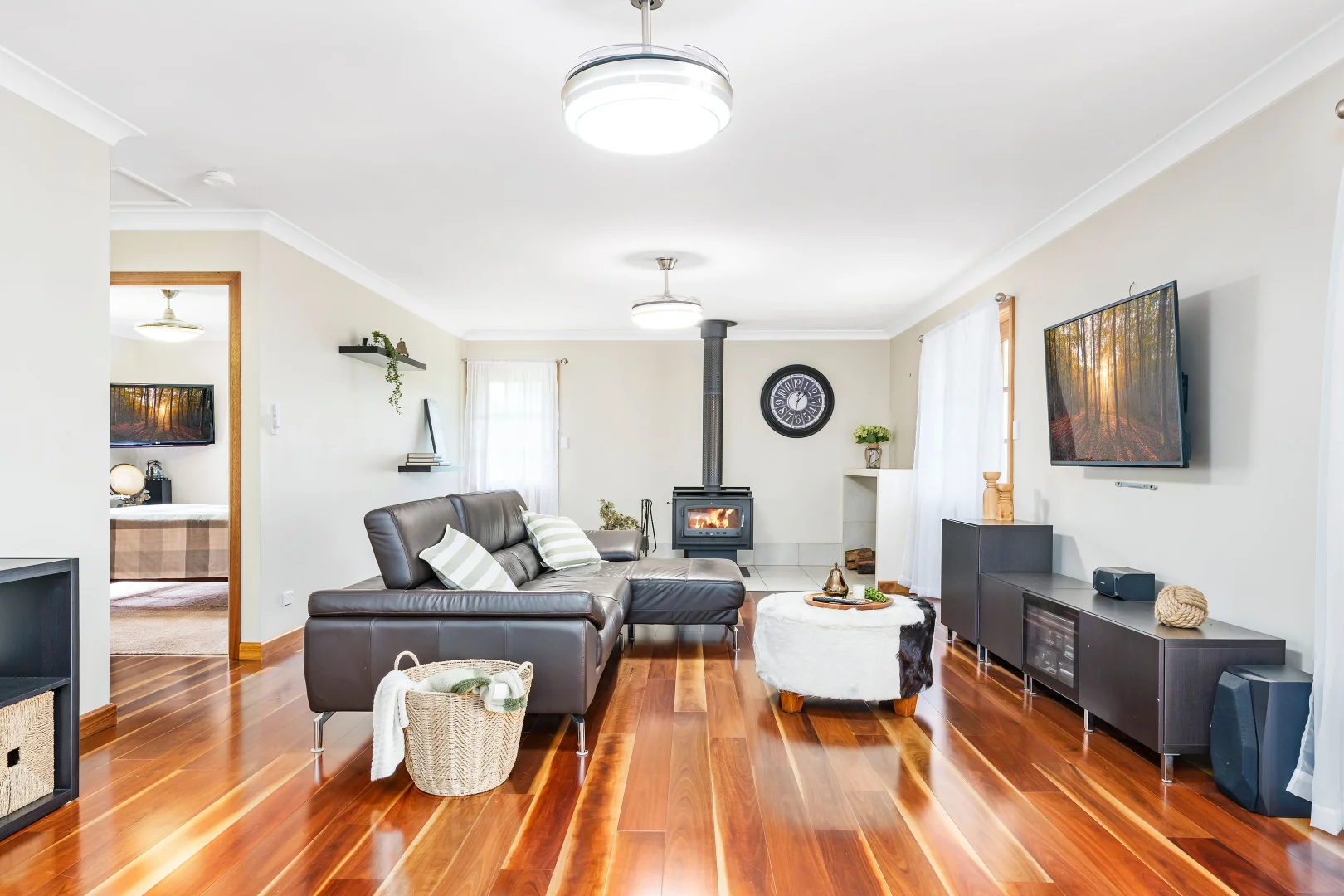 Additional image 10 of 1429 Remembrance Driveway, Razorback NSW 2571