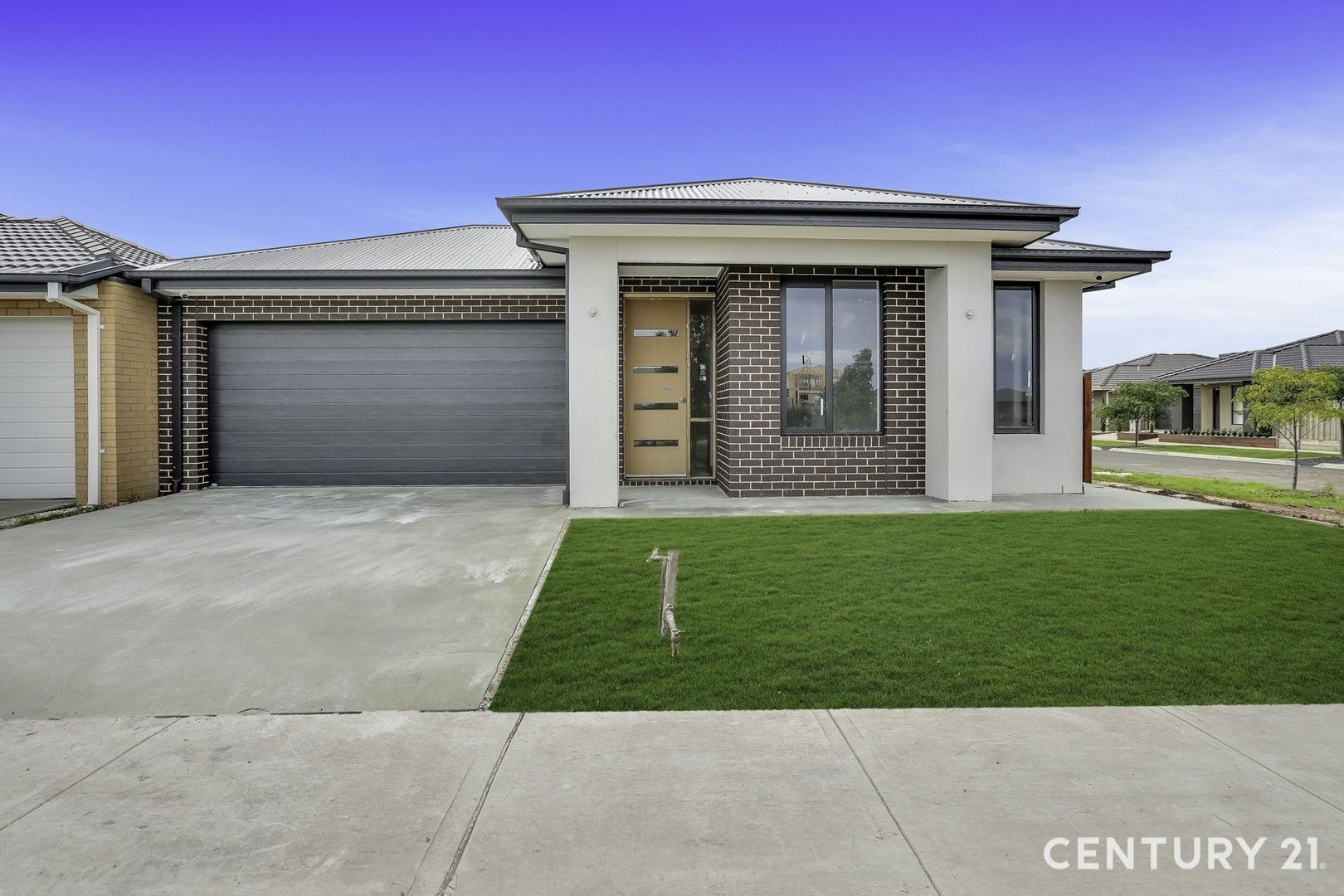 77 Bingham Circuit, Thornhill Park VIC 3335, Image 0