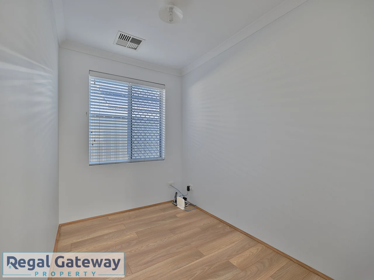 Additional image 10 of 31 Birch Road, Aubin Grove WA 6164