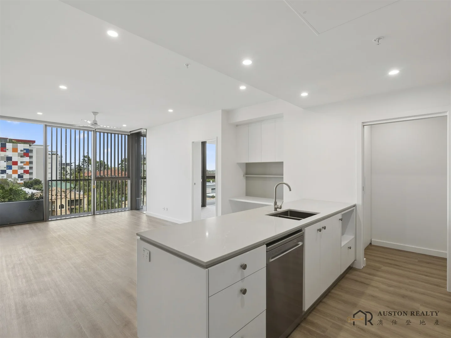 Additional image 4 of 704/15-17 Waverley Street, Southport QLD 4215