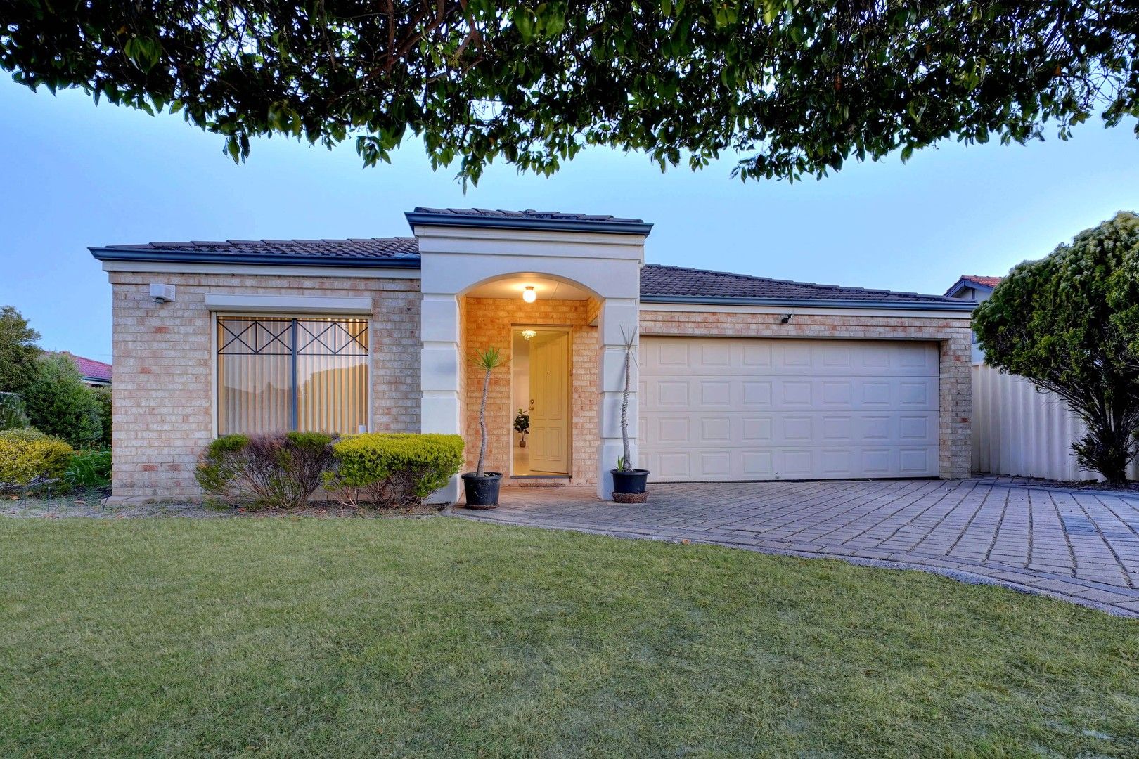 4 bedrooms House in 10 Bedale Street DIANELLA WA, 6059