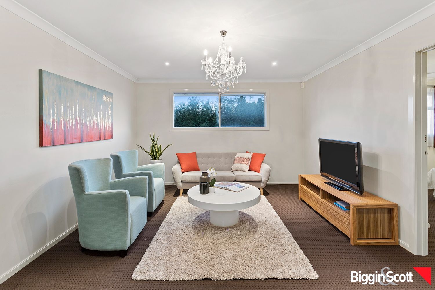 4 Packham Crescent, Glen Waverley VIC 3150, Image 2