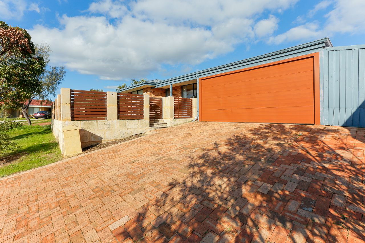 4 Cleland Close, Clarkson WA 6030, Image 1